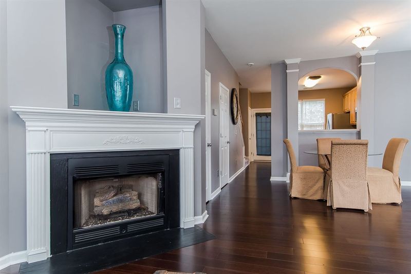 8316 City Loft Ct, Raleigh, NC 27613