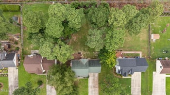 8318 Umstead Dr, Fayetteville, NC 28304