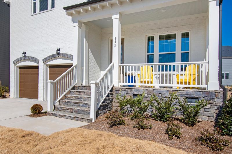 832 Alizarin Ct, Cary, NC 27519