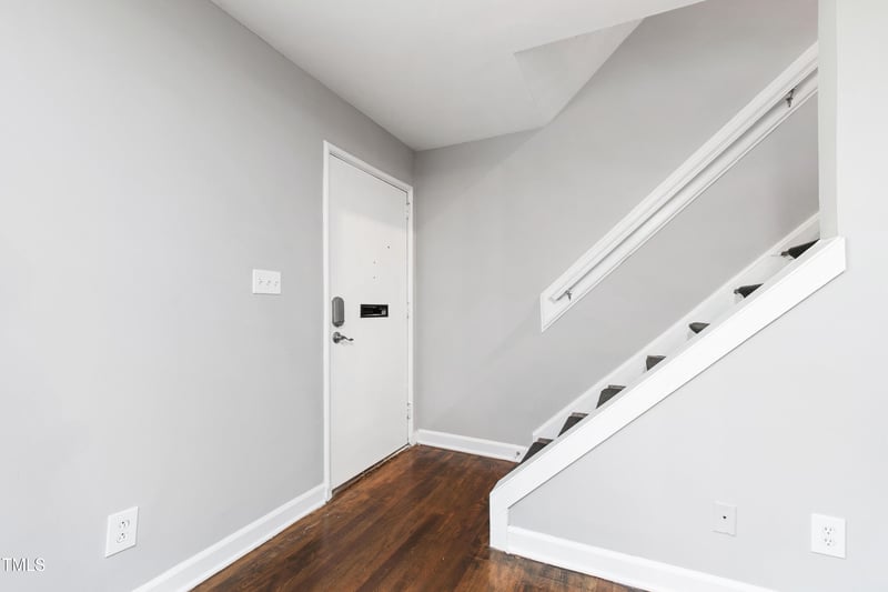 832 Bryan St, Raleigh, NC 27605