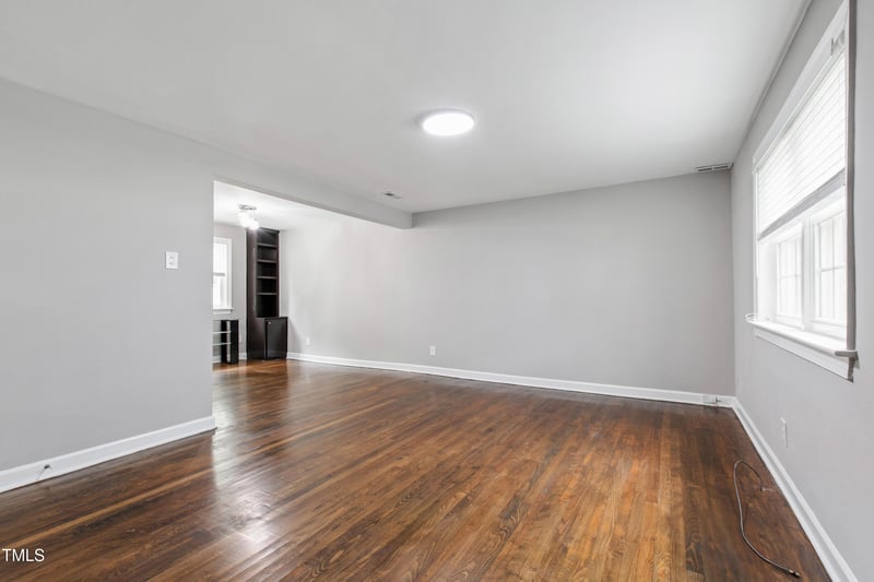 832 Bryan St, Raleigh, NC 27605