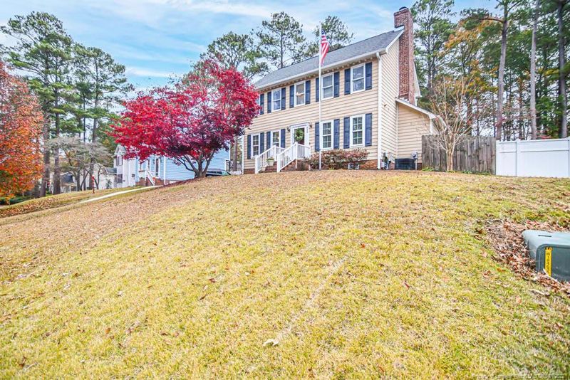 832 Hilton Dr, Fayetteville, NC 28311