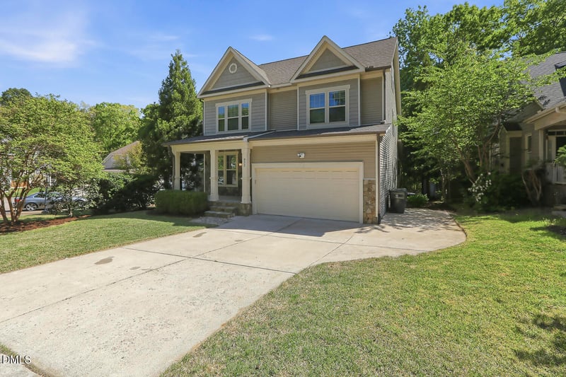 832 Nowell Ridge Rd, Raleigh, NC 27607