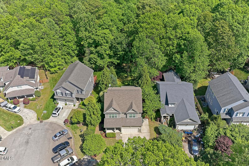 832 Nowell Ridge Rd, Raleigh, NC 27607
