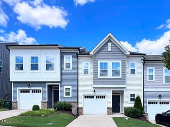 832 Oak Center Dr, Raleigh, NC 27610