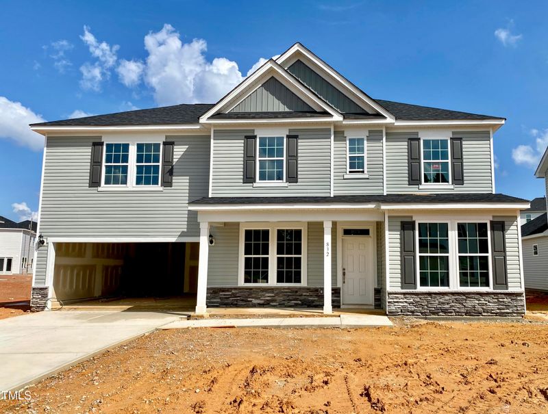832 Putney Hill Rd, Zebulon, NC 27597