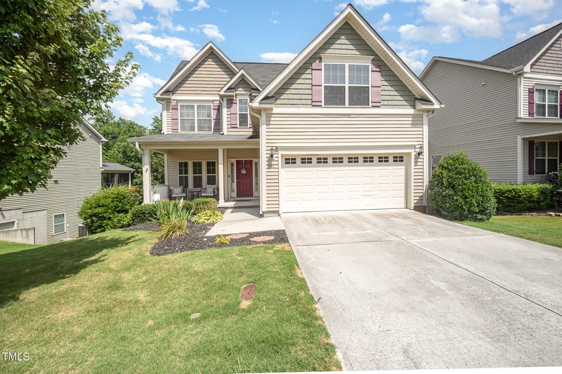 832 Ribbonleaf Ln, Fuquay Varina, NC 27526
