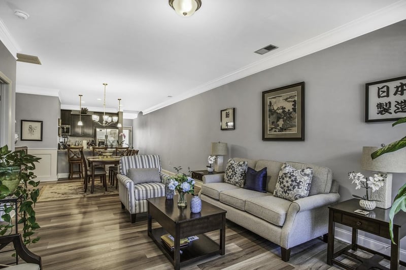 832 Sunshade Creek Dr, Wake Forest, NC 27587