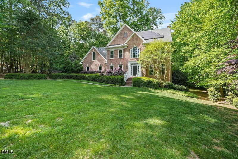 832 Tadlock Dr, Raleigh, NC 27614