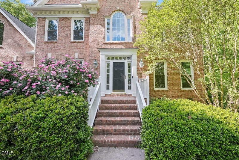 832 Tadlock Dr, Raleigh, NC 27614