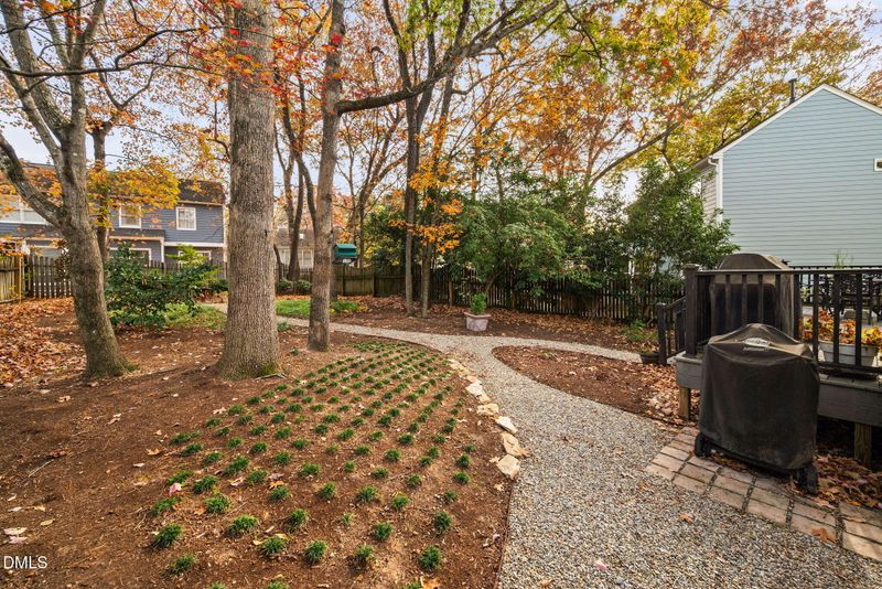 8320 Greywinds Dr, Raleigh, NC 27615