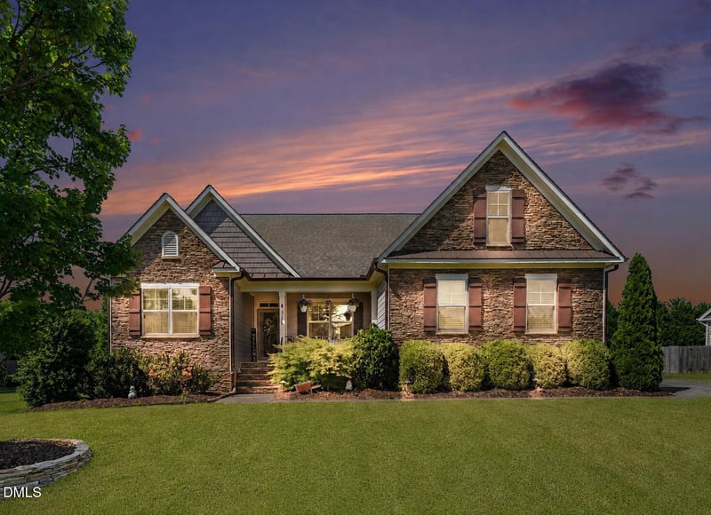 8320 Pin Cherry Dr, Willow Springs, NC 27592