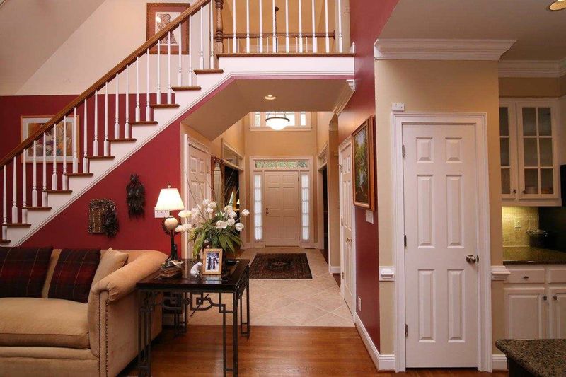83203 Jarvis, Chapel Hill, NC 27517