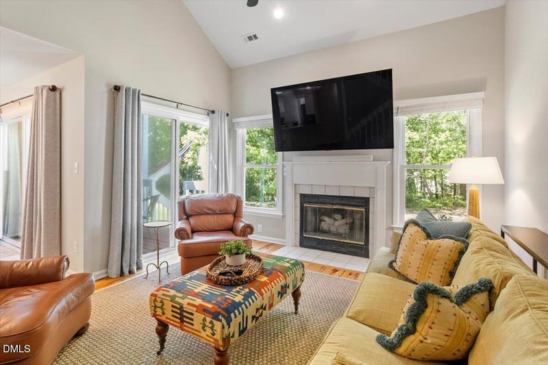 8321 Hempshire Pl #103, Raleigh, NC 27613