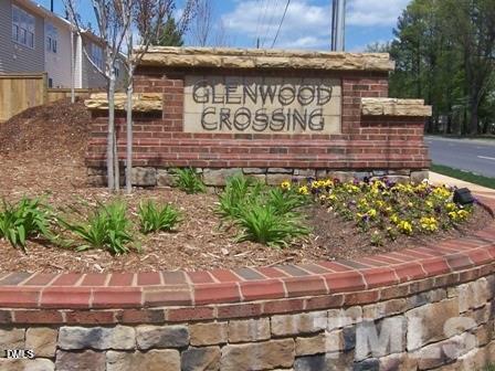 8323 Pilots View Dr, Raleigh, NC 27617