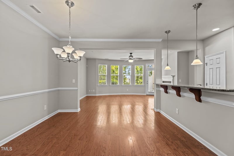 8323 Yaxley Hall Dr, Raleigh, NC 27616