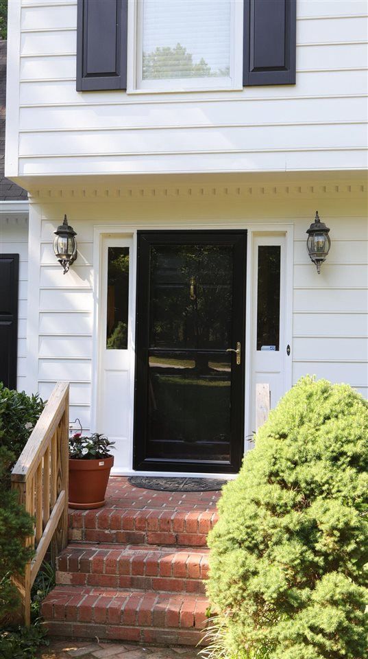 8325 Morgans Way, Raleigh, NC 27613