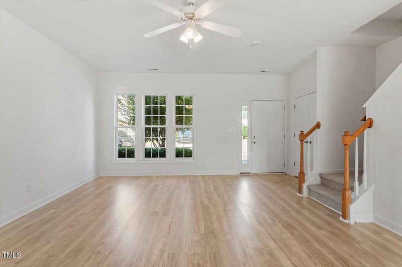 8326 Glenwood Springs Ct, Raleigh, NC 27616