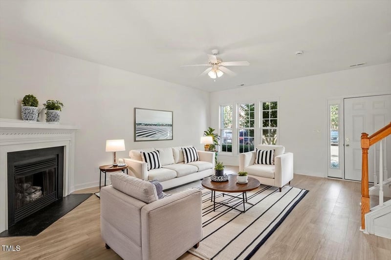 8326 Glenwood Springs Ct, Raleigh, NC 27616