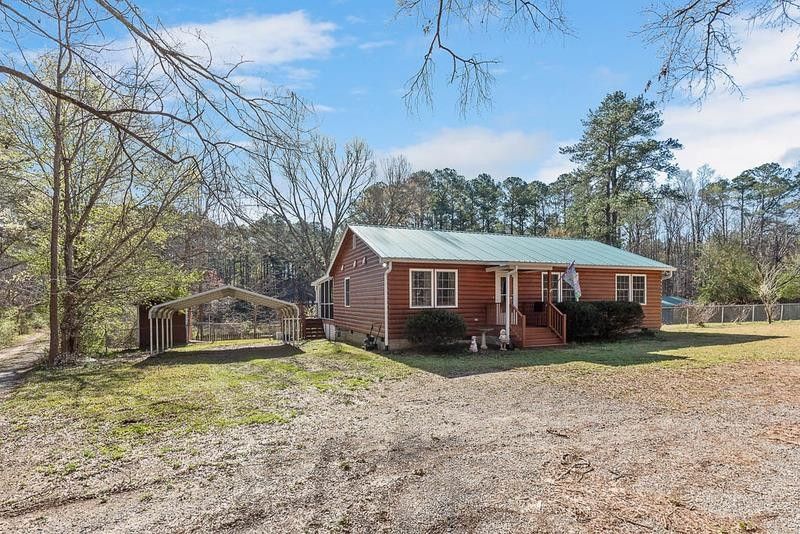 8329 Old Stage Rd, Raleigh, NC 27603