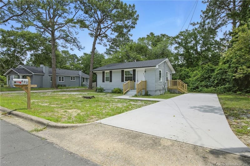 833 Amye St, Fayetteville, NC 28301