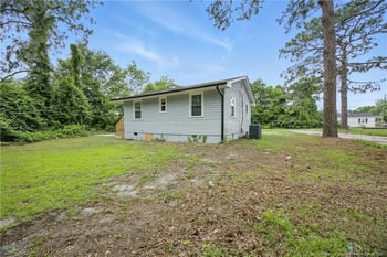 833 Amye St, Fayetteville, NC 28301