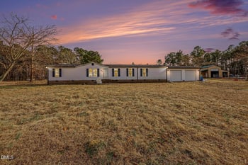 833 Brown Rd, Lillington, NC 27546