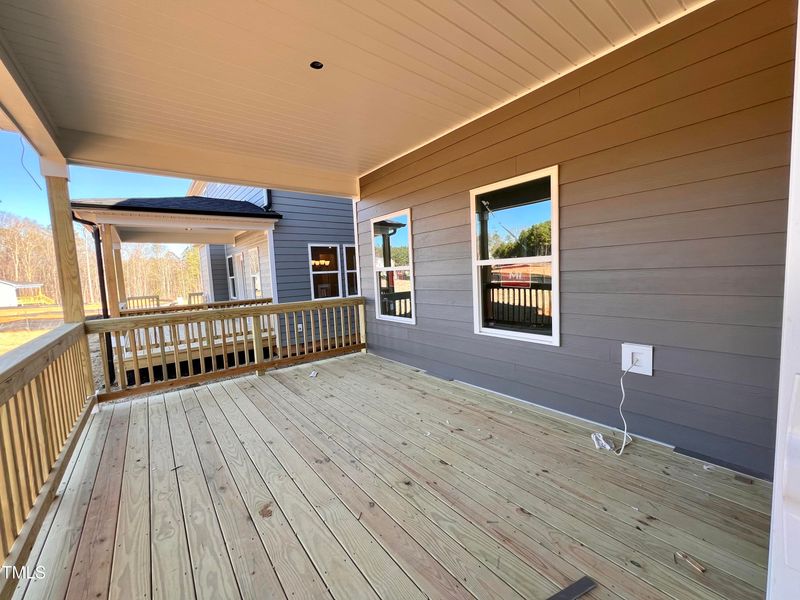 833 Challenger Ln, Knightdale, NC 27545