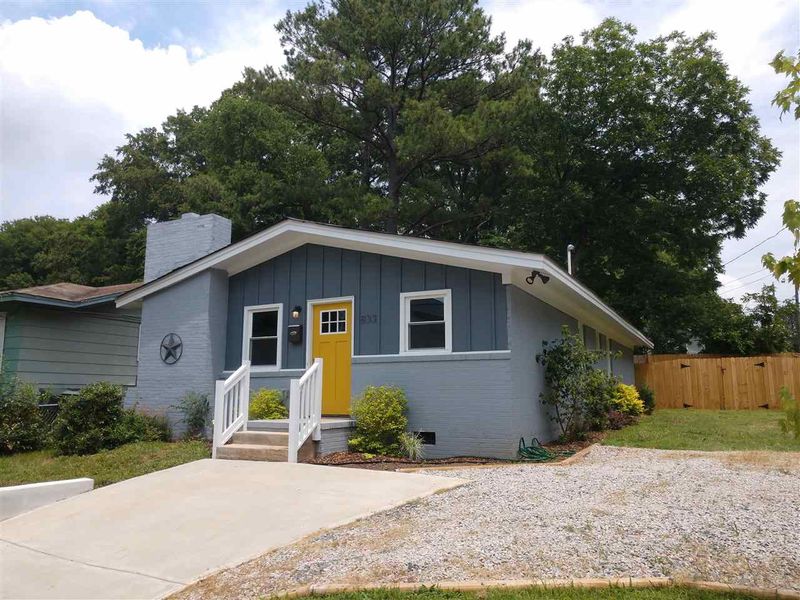 833 Coleman St, Raleigh, NC 27610