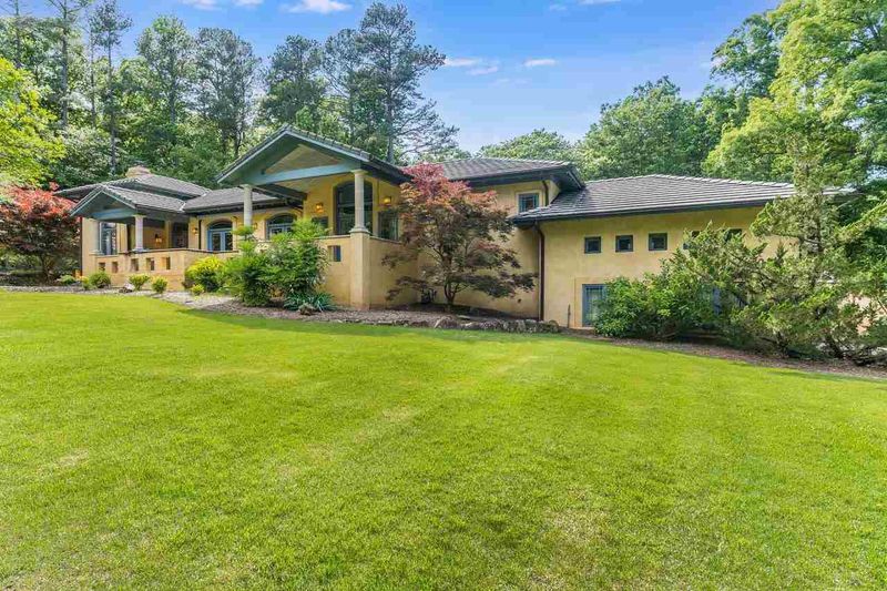 833 Kenmore Rd, Chapel Hill, NC 27514