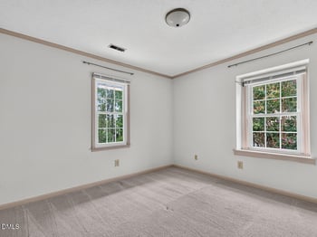 833 Kensington Dr, Cary, NC 27511