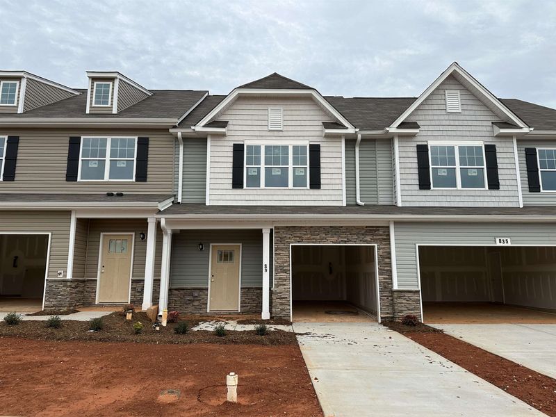 833 Pryor St #34, Mebane, NC 27302
