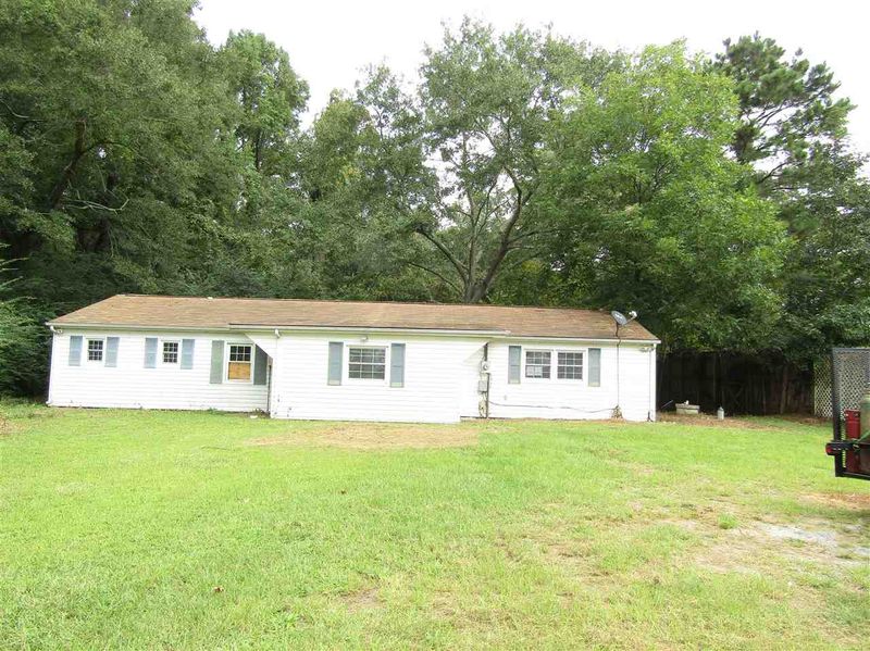 833 N Riverbend Rd, Goldsboro, NC 27530