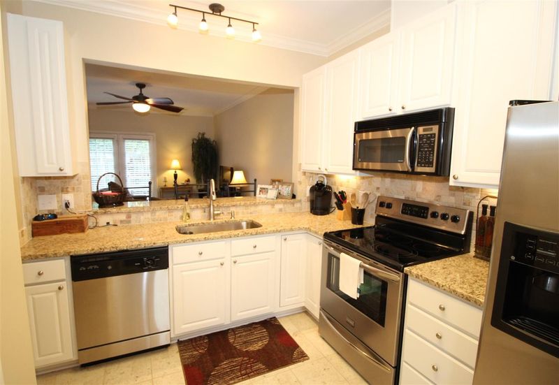 833 S White St, Wake Forest, NC 27587