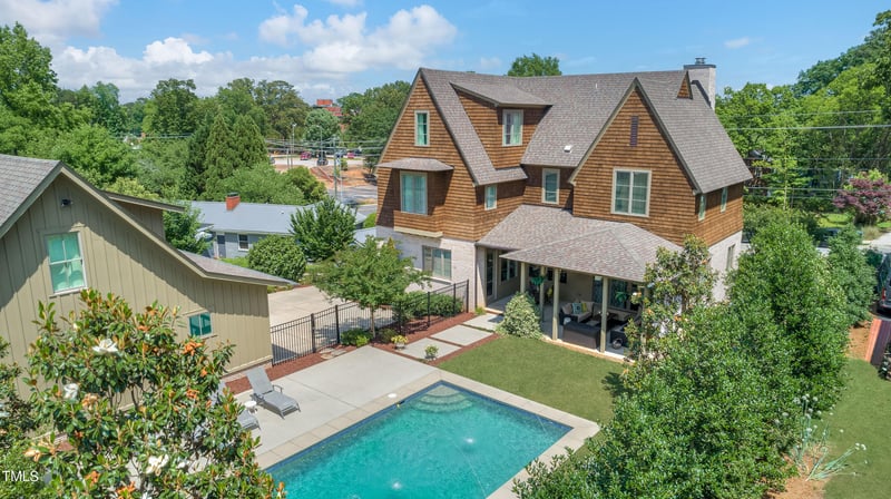 833 Woodburn Rd, Raleigh, NC 27605