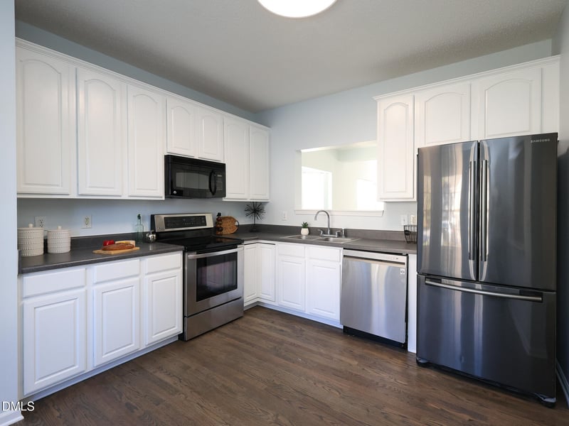 8330 Bratt Ave, Wake Forest, NC 27587