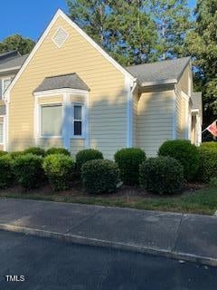 8331 Wycombe Ln, Raleigh, NC 27615