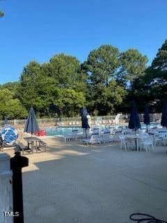8331 Wycombe Ln, Raleigh, NC 27615