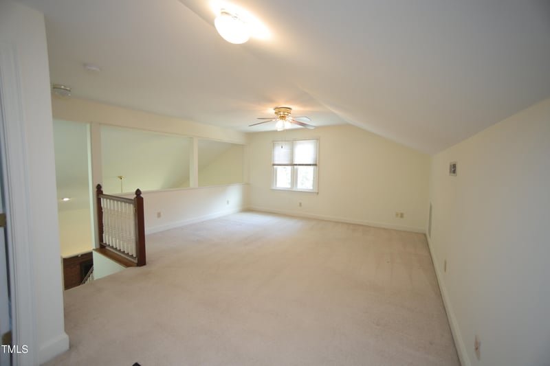 8331 Wycombe Ln, Raleigh, NC 27615
