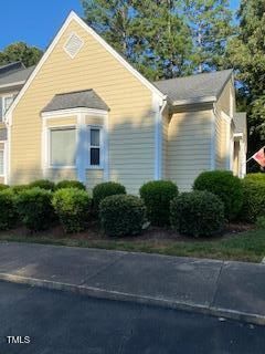 8331 Wycombe Ln, Raleigh, NC 27615