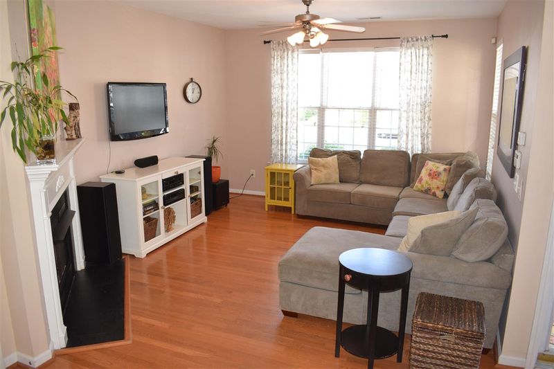 8332 City Loft Ct, Raleigh, NC 27613