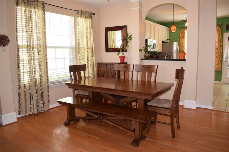 8332 City Loft Ct, Raleigh, NC 27613