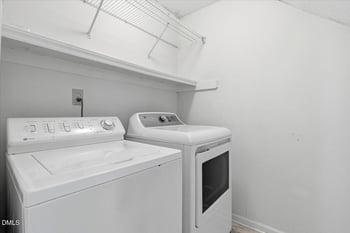 8332 Mcguire Dr, Raleigh, NC 27616