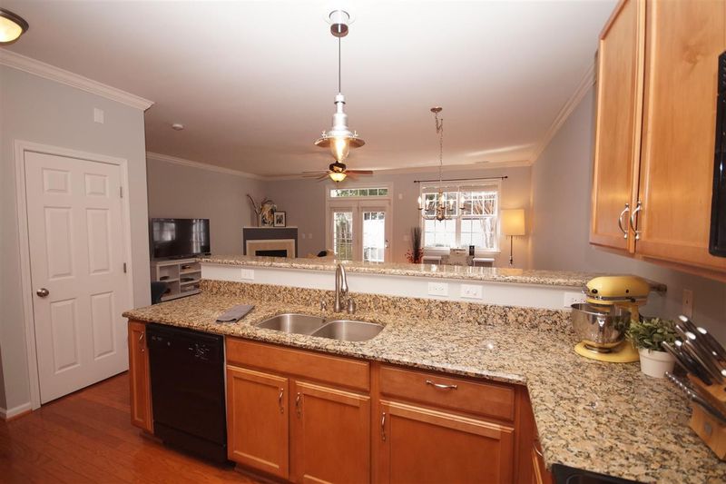 8333 Martello Ln, Raleigh, NC 27613