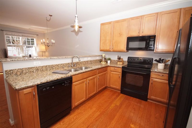 8333 Martello Ln, Raleigh, NC 27613