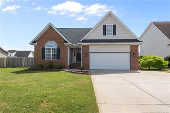 8337 English Saddle Dr, Fayetteville, NC 28314