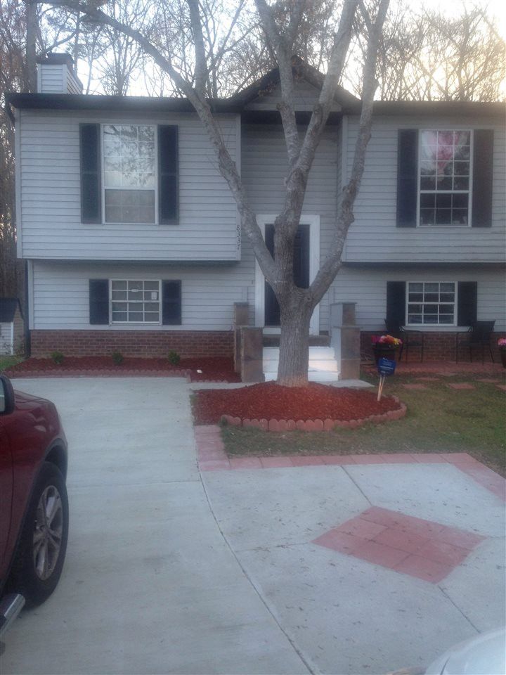 8337 Wynewood Ct, Raleigh, NC 27616