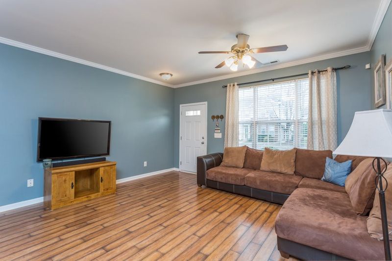 8338 City Loft Ct, Raleigh, NC 27613