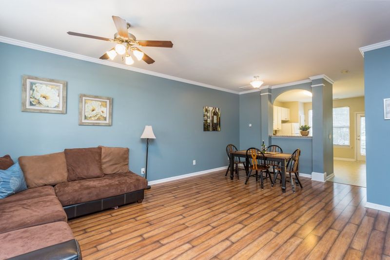 8338 City Loft Ct, Raleigh, NC 27613