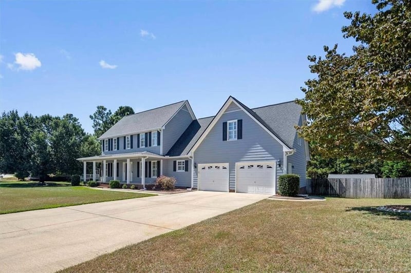 8339 Foxtrail Dr, Fayetteville, NC 28311